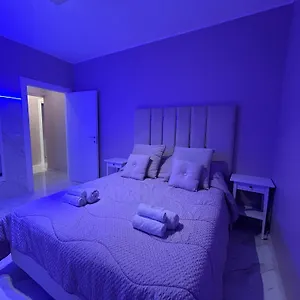 Appartement House Katane