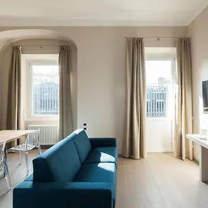 Apartment Easyhomes-duomo &, Milan
