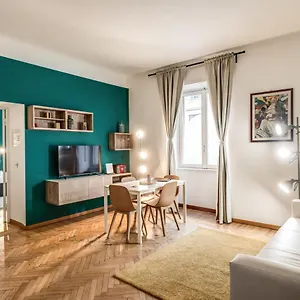Apartment Brera, Milan