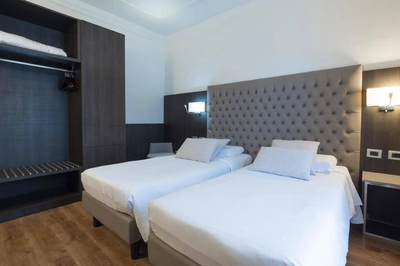 Hotel Mythos Milan